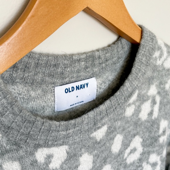 Grey and White Leopard Print Sweater - Picture 3 of 3